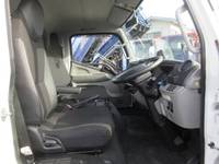 三菱ふそうキャンター平ボディ小型（2t・3t）[写真10]