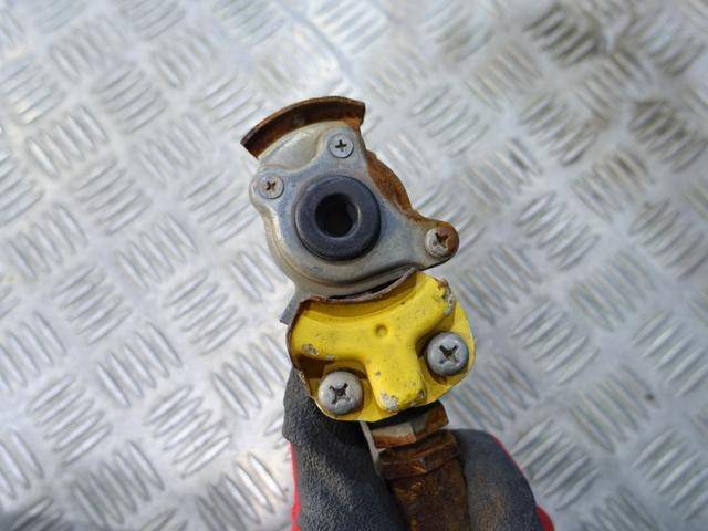 日産クオントレーラーヘッド（トラクターヘッド）大型（10t）[写真16]