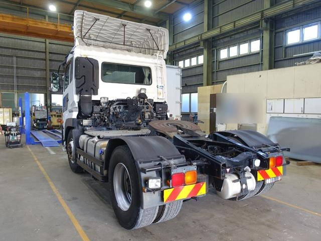 日産クオントレーラーヘッド（トラクターヘッド）大型（10t）[写真02]