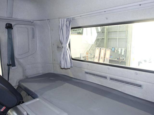 日産クオントレーラーヘッド（トラクターヘッド）大型（10t）[写真31]