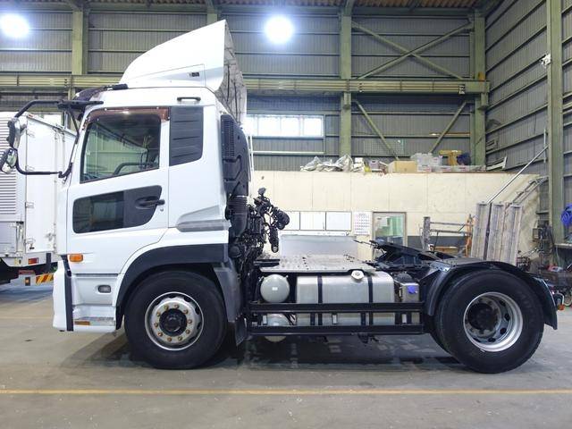 日産クオントレーラーヘッド（トラクターヘッド）大型（10t）[写真05]