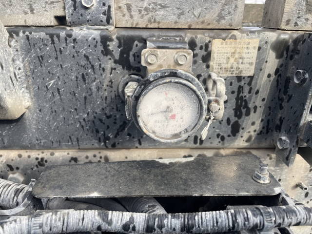 日野プロフィアダンプ大型（10t）[写真23]