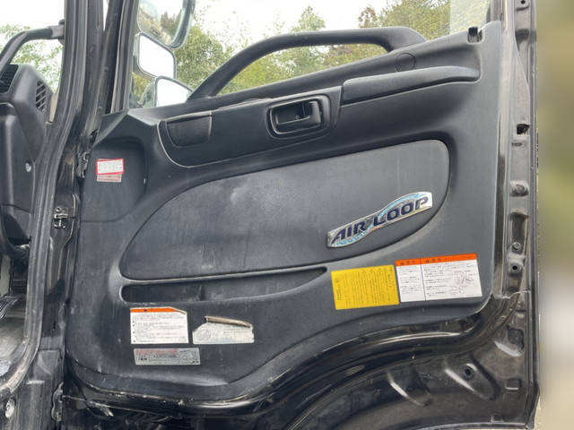 日野プロフィアダンプ大型（10t）[写真28]