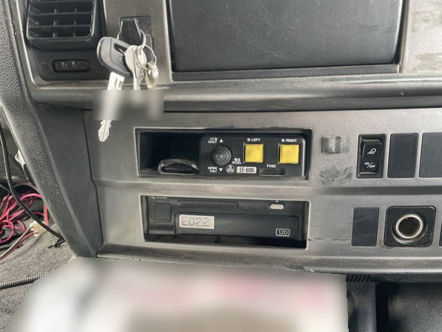 日野プロフィアダンプ大型（10t）[写真34]