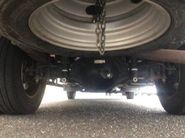 三菱ふそうキャンター平ボディ小型（2t・3t）[写真16]