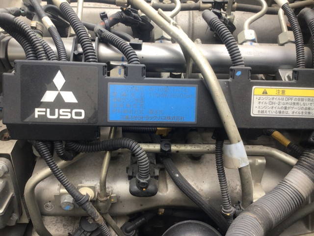 三菱ふそうキャンター平ボディ小型（2t・3t）[写真19]