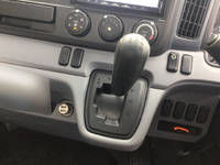 三菱ふそうキャンター平ボディ小型（2t・3t）[写真25]