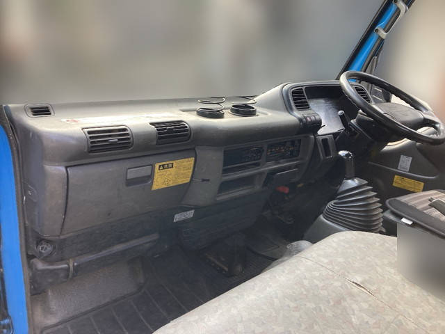 いすゞエルフダンプ小型（2t・3t）[写真23]