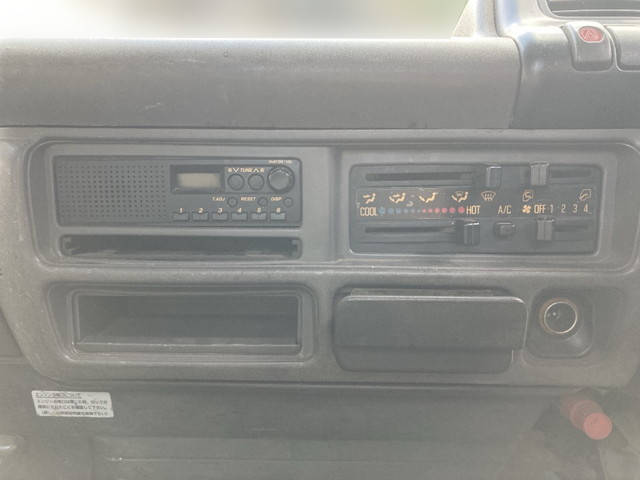 いすゞエルフダンプ小型（2t・3t）[写真28]