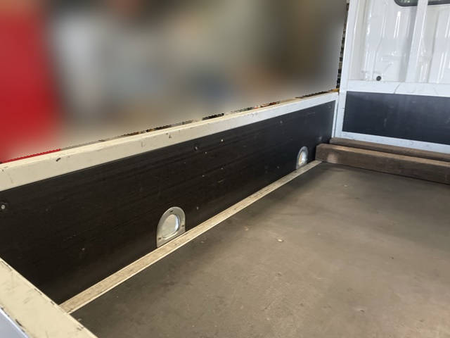 トヨタダイナダブルキャブ（Wキャブ）小型（2t・3t）[写真07]