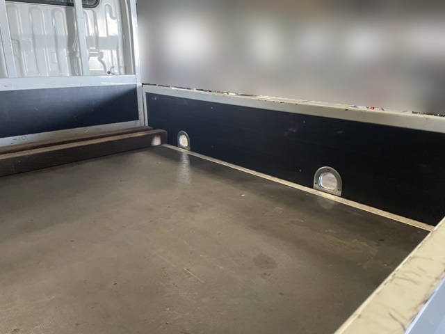 トヨタダイナダブルキャブ（Wキャブ）小型（2t・3t）[写真09]