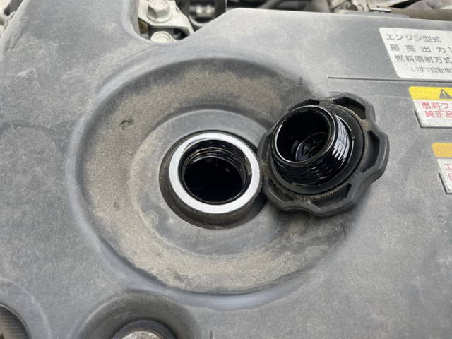 いすゞエルフ平ボディ小型（2t・3t）[写真17]