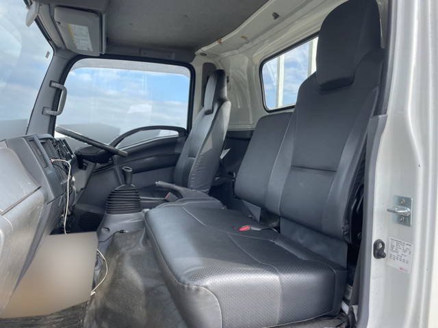 いすゞエルフ平ボディ小型（2t・3t）[写真22]