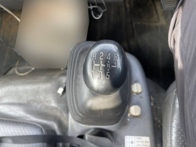 いすゞエルフ平ボディ小型（2t・3t）[写真30]