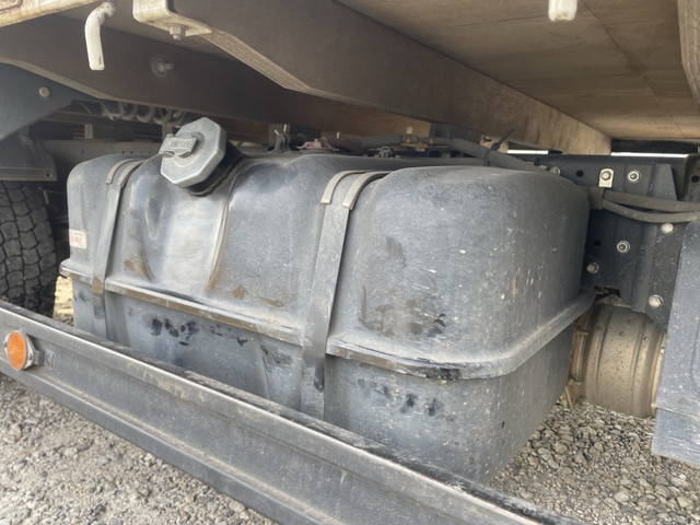 いすゞエルフ平ボディ小型（2t・3t）[写真08]