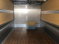 三菱ふそうキャンターアルミウイング小型（2t・3t）[写真11]