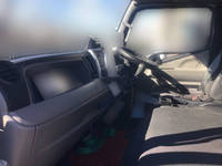 三菱ふそうキャンターアルミウイング小型（2t・3t）[写真23]