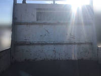 いすゞエルフダブルキャブ・ダンプ小型（2t・3t）[写真10]