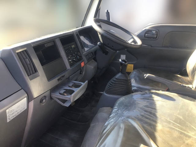 いすゞエルフダブルキャブ・ダンプ小型（2t・3t）[写真18]