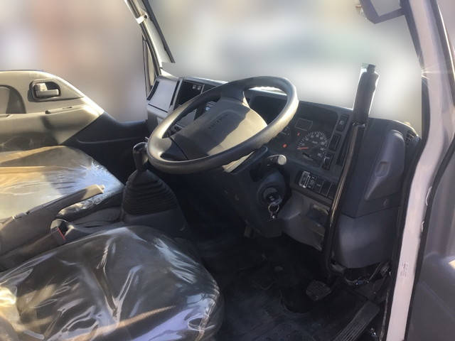 いすゞエルフダブルキャブ・ダンプ小型（2t・3t）[写真19]