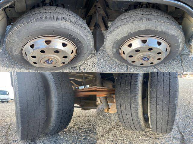 日産アトラス平ボディ小型（2t・3t）[写真16]