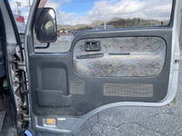 日産アトラス平ボディ小型（2t・3t）[写真28]