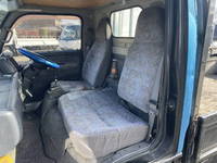 日産アトラス平ボディ小型（2t・3t）[写真29]