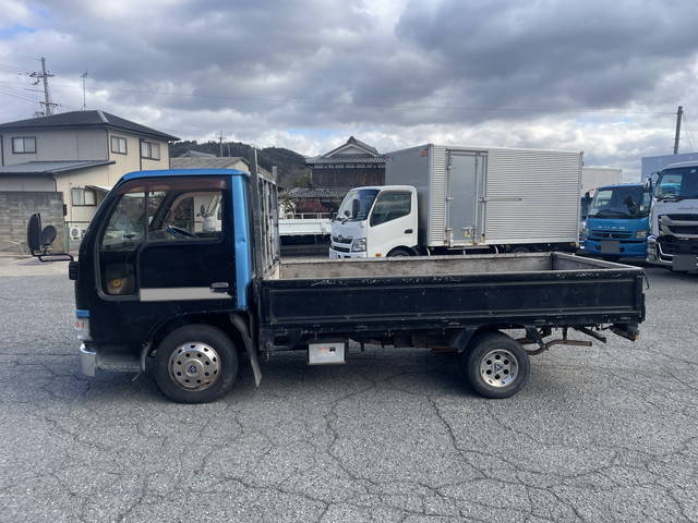 日産アトラス平ボディ小型（2t・3t）[写真05]
