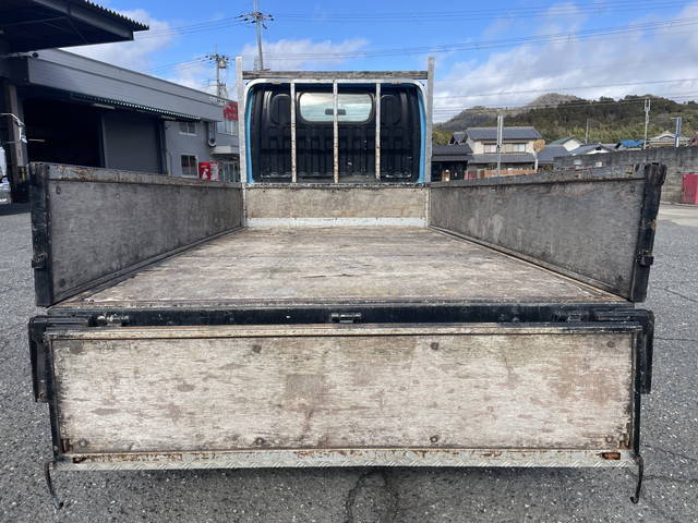 日産アトラス平ボディ小型（2t・3t）[写真09]