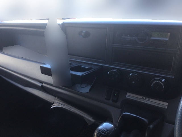 三菱ふそうキャンターアルミバン小型（2t・3t）[写真23]