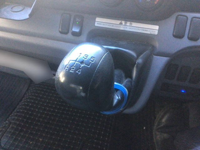 三菱ふそうキャンターアルミバン小型（2t・3t）[写真24]