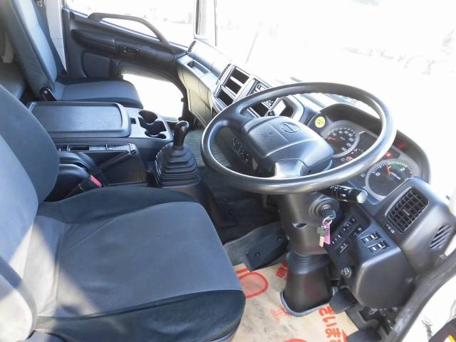 日野レンジャーアルミウイング増トン（6t・8t）[写真12]