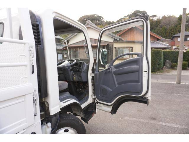 いすゞエルフ平ボディ小型（2t・3t）[写真25]