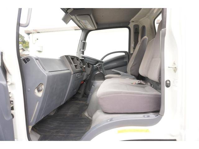 いすゞエルフ平ボディ小型（2t・3t）[写真08]