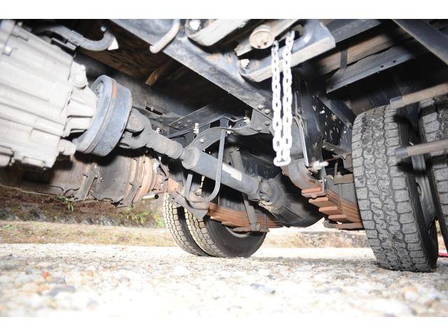 いすゞエルフ平ボディ小型（2t・3t）[写真16]