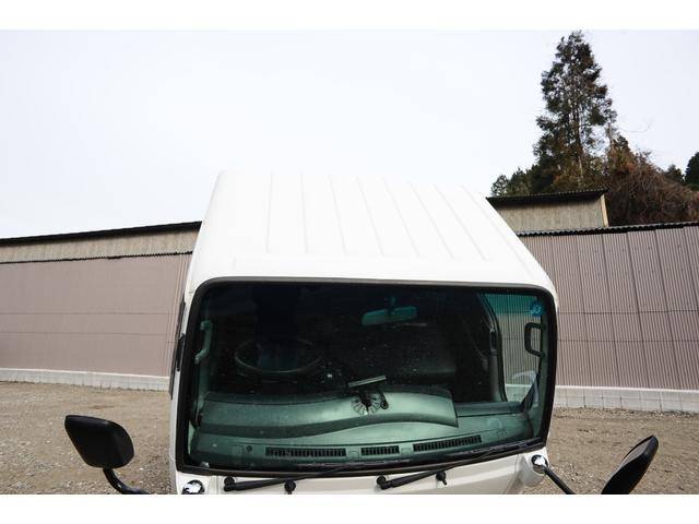 いすゞエルフ平ボディ小型（2t・3t）[写真18]