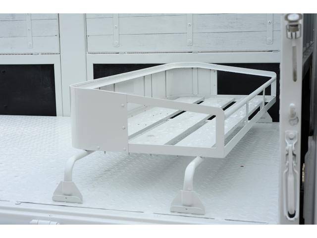 いすゞエルフ平ボディ小型（2t・3t）[写真22]