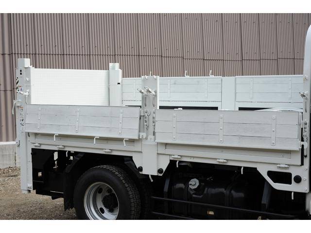 いすゞエルフ平ボディ小型（2t・3t）[写真26]