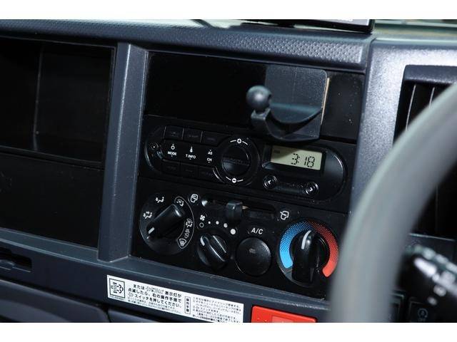 いすゞエルフ平ボディ小型（2t・3t）[写真31]