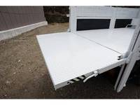 いすゞエルフ平ボディ小型（2t・3t）[写真09]