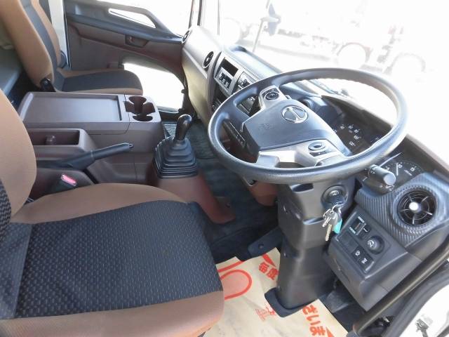 日野レンジャーアルミウイング中型（4t）[写真11]