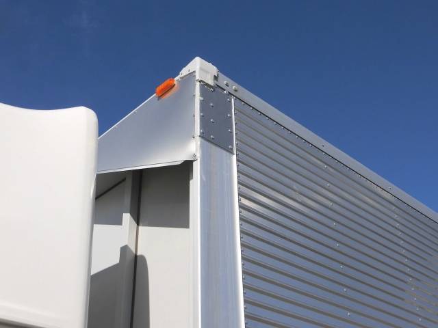 日野レンジャーアルミウイング中型（4t）[写真25]