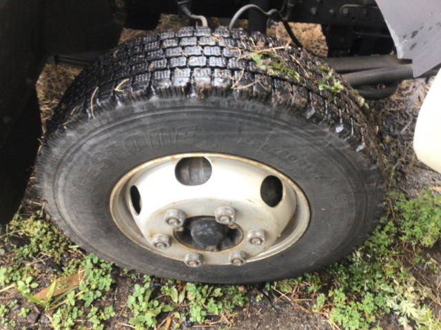 日野レンジャー平ボディ中型（4t）[写真14]