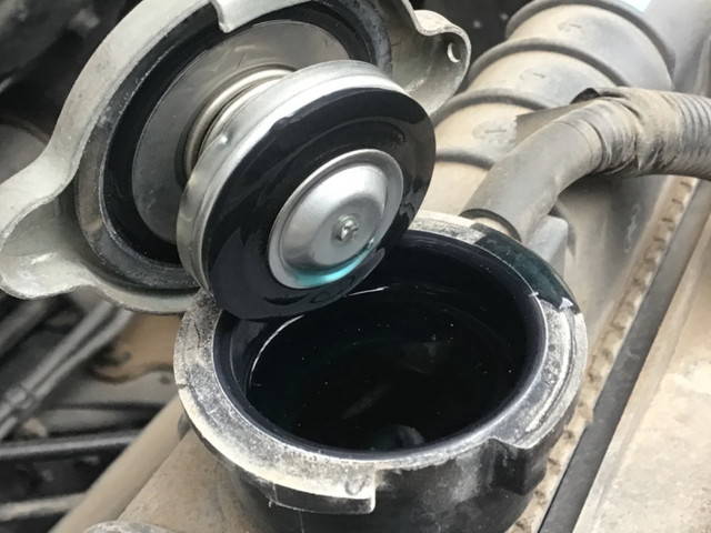 日野レンジャー平ボディ中型（4t）[写真23]