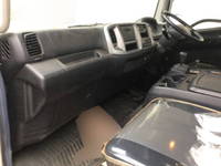 日野レンジャー平ボディ中型（4t）[写真32]