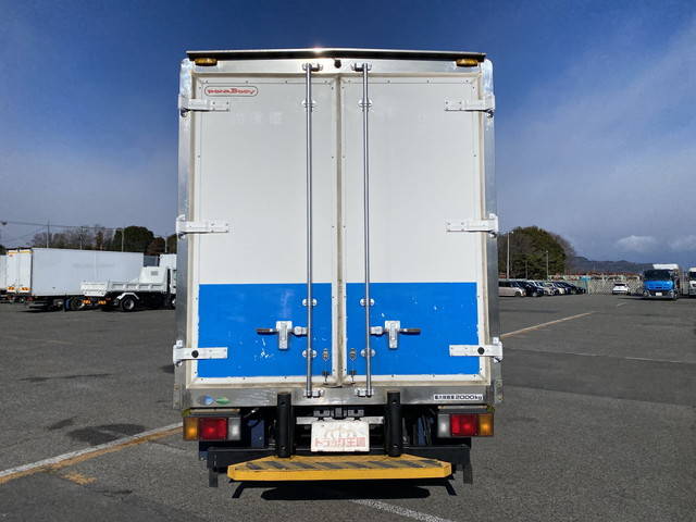 いすゞエルフ冷凍車（冷蔵車）小型（2t・3t）[写真10]