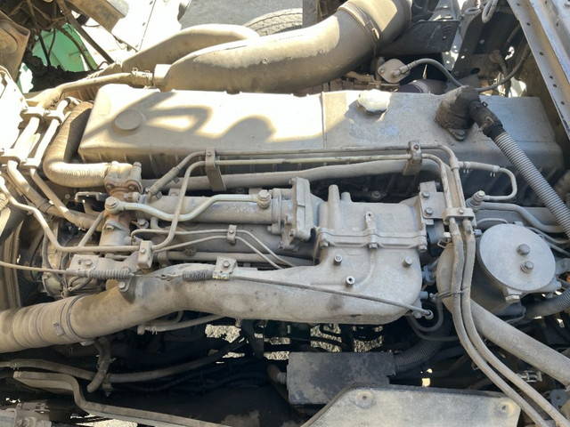 いすゞギガダンプ大型（10t）[写真18]