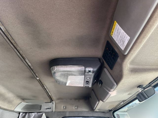 いすゞギガダンプ大型（10t）[写真30]