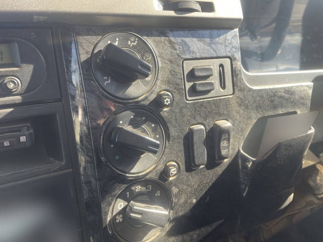 三菱ふそうファイターダンプ増トン（6t・8t）[写真35]