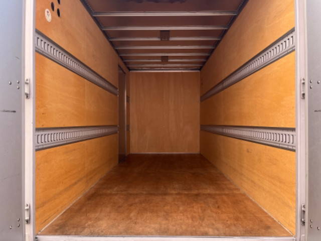 日野デュトロアルミバン小型（2t・3t）[写真11]